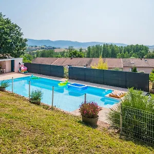 Hébergement de vacances Les Roses D'angelina - Superbe Maison Avec Piscine, Montlaur (Aveyron)